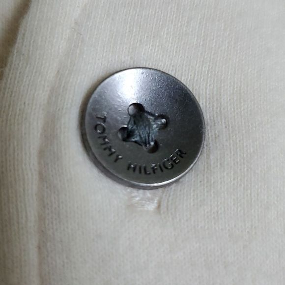 Boys Unique Hilfiger baseball style shirt size 6 - 7 - Picture 6 of 7